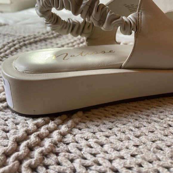 Matisse Liv Slide Sandals - Cream - Picture 4 of 7